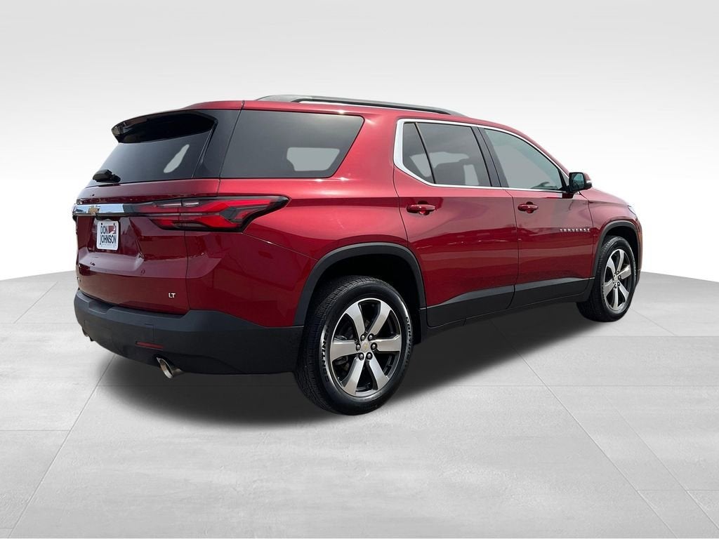 2023 Chevrolet Traverse LT Leather