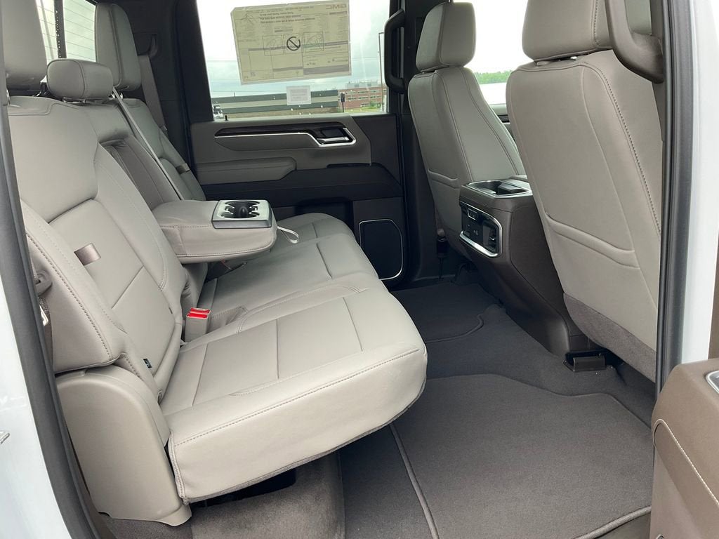 2025 GMC Sierra 2500 HD SLT