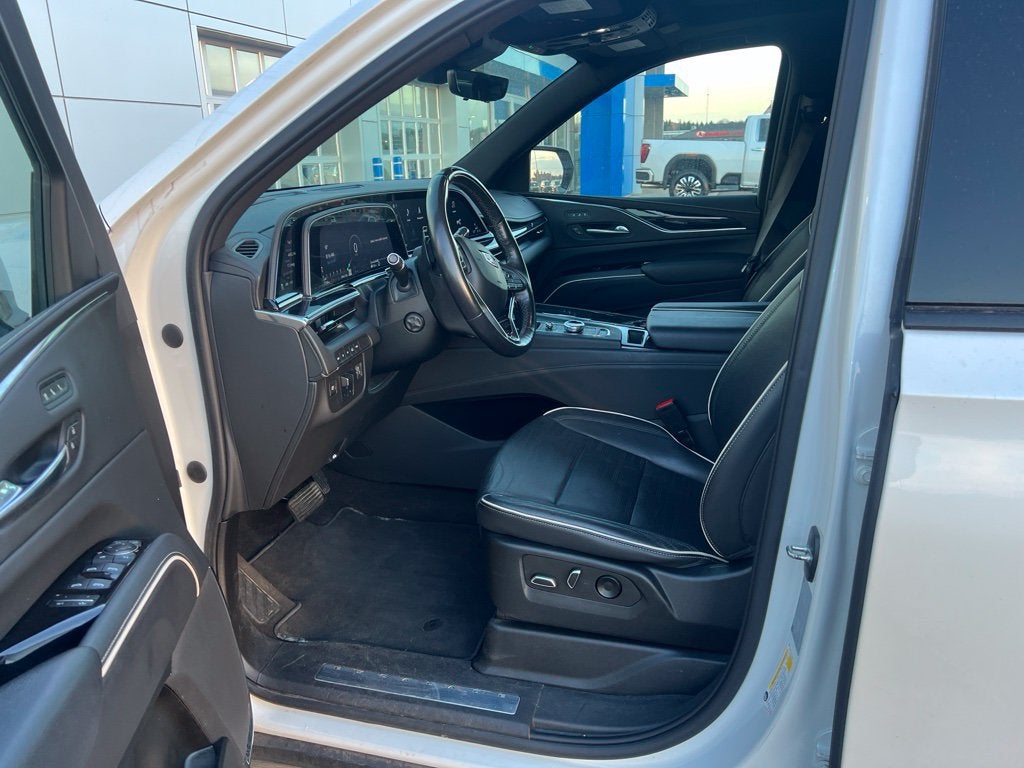 2022 Cadillac Escalade ESV Sport